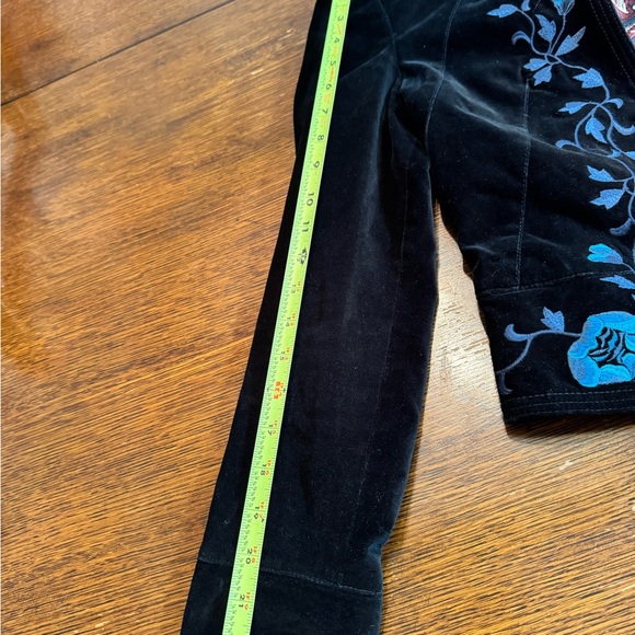 Lucky Brand Black Blazer with Blue Floral Design - Picture 7 of 9